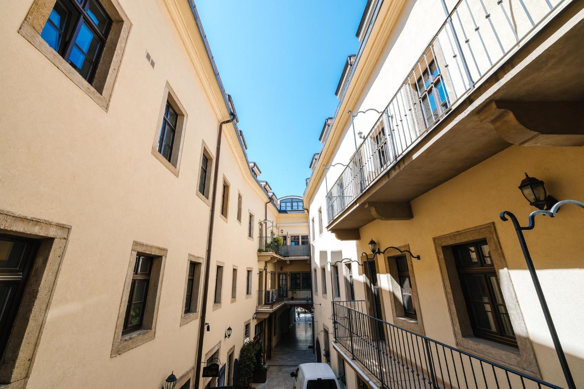 Michalska Residences Pozsony Kültér fotó